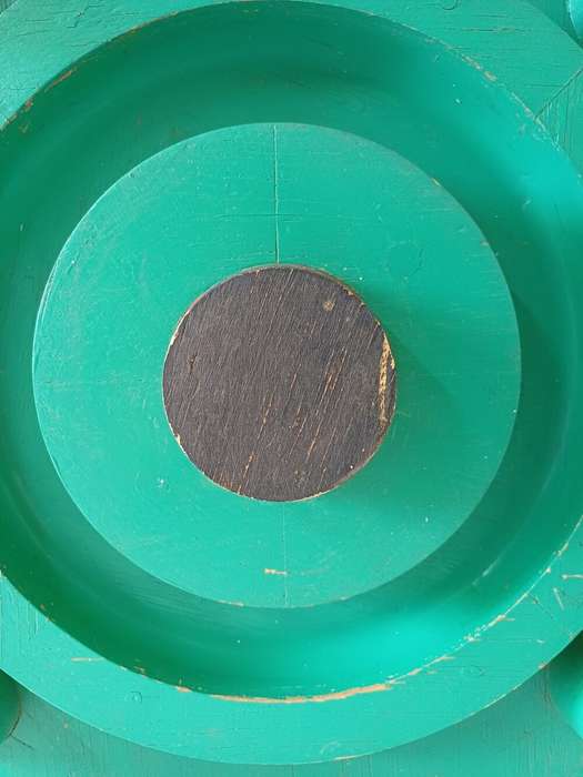 Green one dot - wood wall hanging