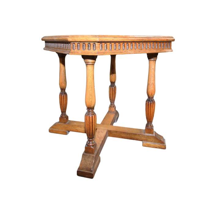 20th Century Small Oak Table