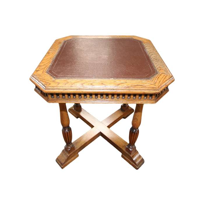 20th Century Small Oak Table