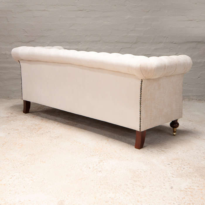 Ladies Chesterfield in Velvet