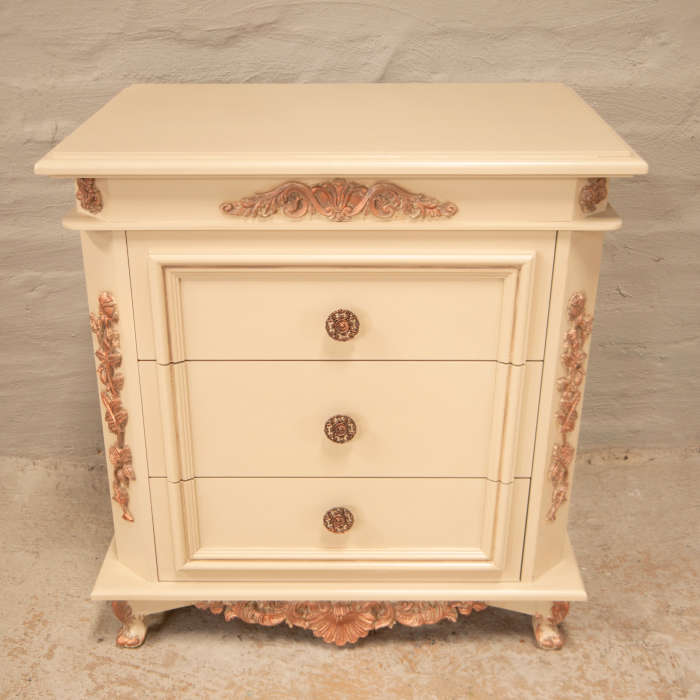 Large Pedestals in Country Grey
