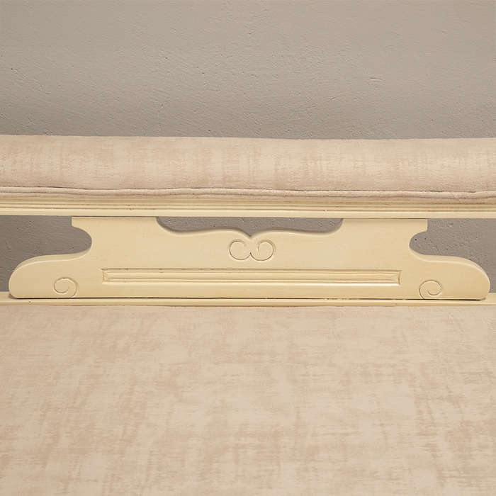 Chaise Lounge