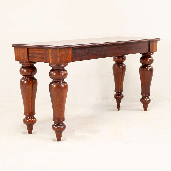 Mahogany Server