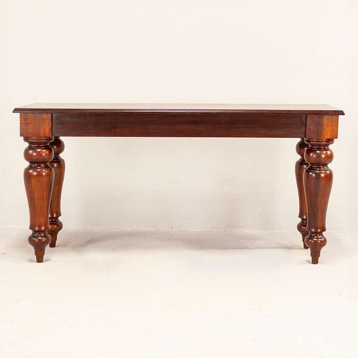 Mahogany Server