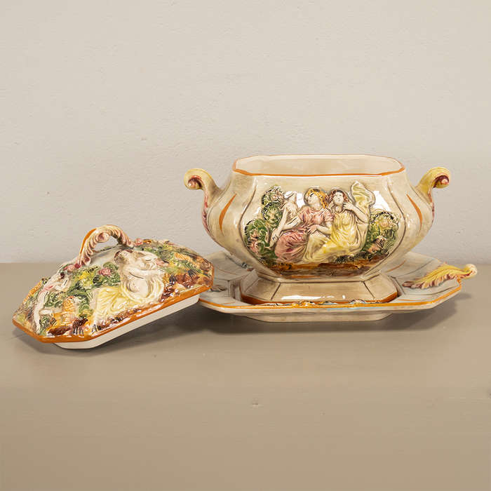 Capodimonte Tureen