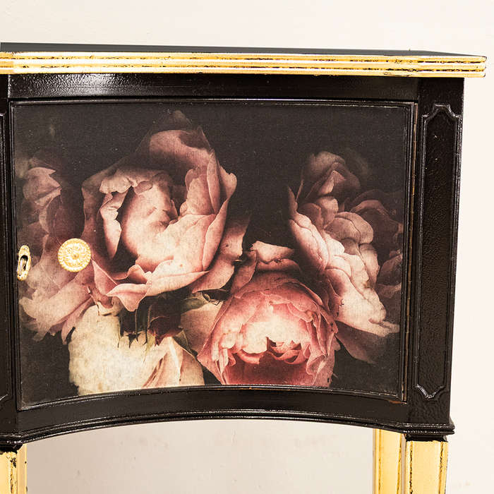 Georgian Style Sideboard Elegance