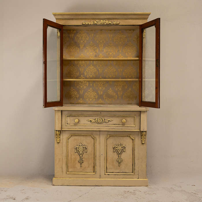 Regal Floral Display Cabinet