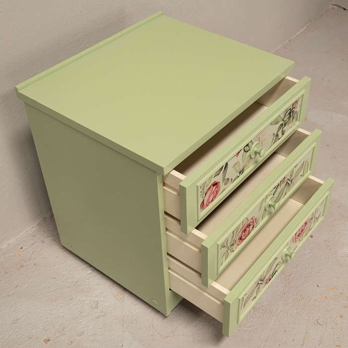 Pedestals on Wheels