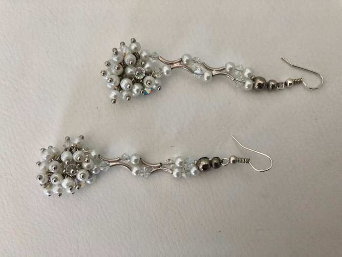 Earrings - Shepherds Hook Drop Earrings - White & Clear Cluster of Beads at the Bottom. Silver Co...