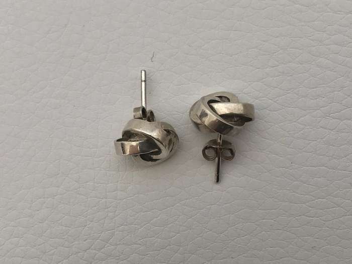 Earrings - Silver Knot Design Studs #ML549