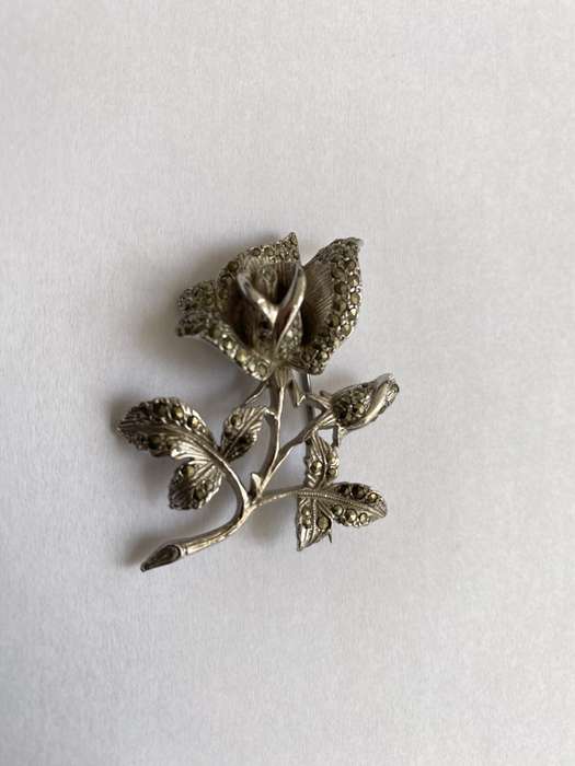 Brooch - Rose Design With Marcasite. Silver Plated #ML648
