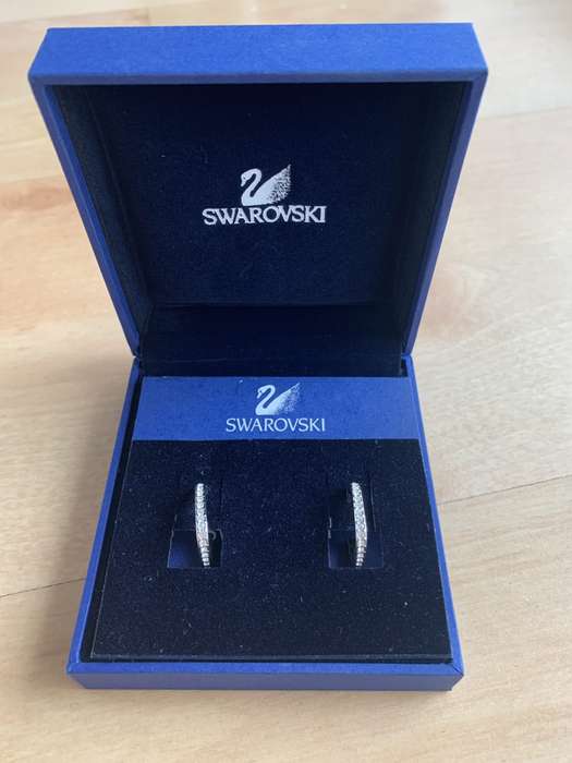 Silver Colour Rhodium Plated Swarovski Earrings With Swarovski Crystals, In Original Box (For Pie...