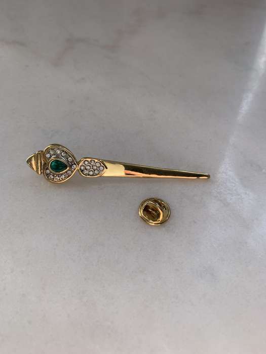 Gold Colour Lapel Pin/Brooch With Heart, Diamante and beads #ML888 | Dimensions: 70mm L