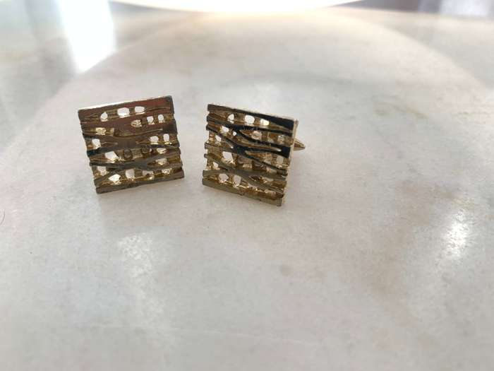 Cufflinks - Patterned Lines. Gold Colour #ML944