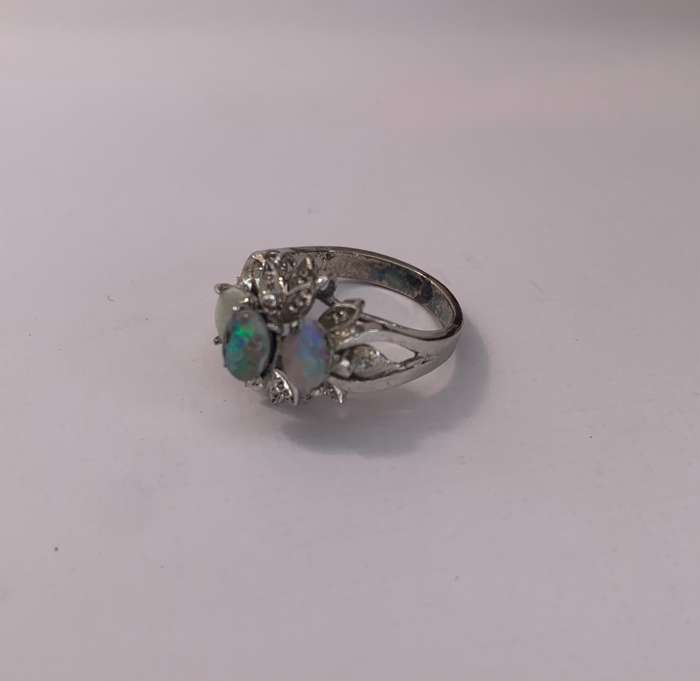 Ring - Fashion Ring with Flower Centre Piece - mottled stones of white,blue and pink, diamante le...