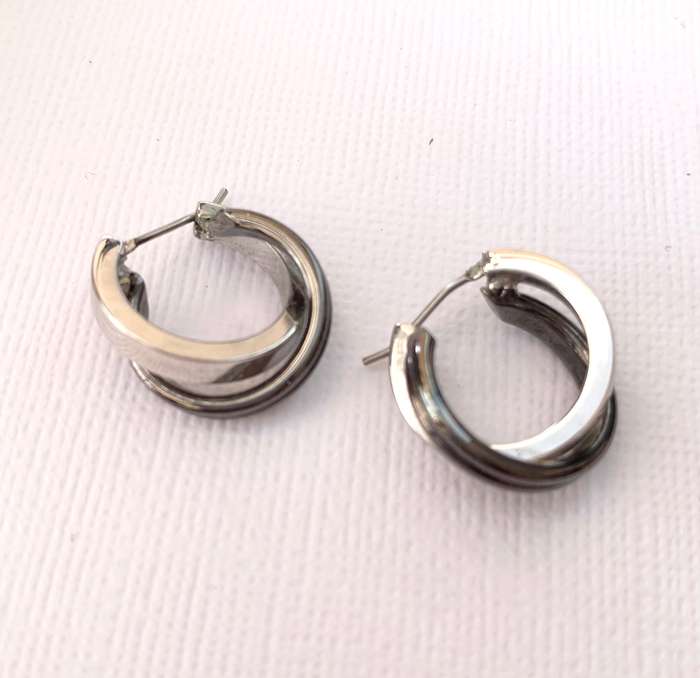 Earrings - Two-tone Criss-cross Hoops. Silver & Black Colour #ML1017 R250.00| Dimensions: 15mm