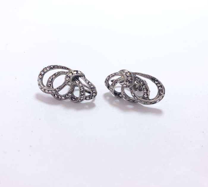 Earrings - Vintage Marcasite Screw-on Earrings #ML1080 R250.00 | Dimensions: 24mm x 13mm