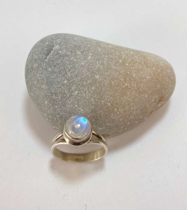 Ring - 925 Silver With Central Opal Stone #ML1171 R695.00 | Dimensions: Ring Size 0, Stone 8mm D