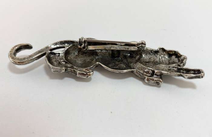 Brooch - Silver Colour Leopard