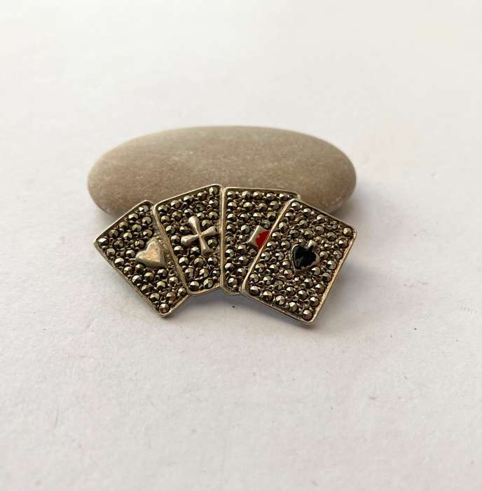Brooch - Sterling Silver Bridge Player Marcasite Playing Cards. 4 suits #ML1404