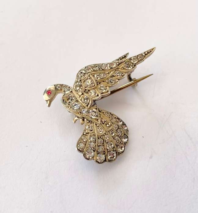Brooch - Silver Egyptian Goose. Garnet Eye. Clear Crystals Embedded #ML1435