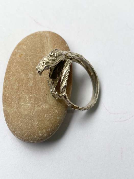Ring - Sterling Silver Central Snake Head With Tail Along Band #ML1562
