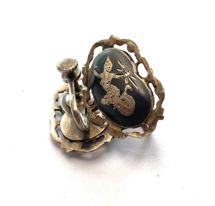 Earrings - Vintage Sterling Silver Screw-Ons. Made In Siam With Siam Dancer #ML1635