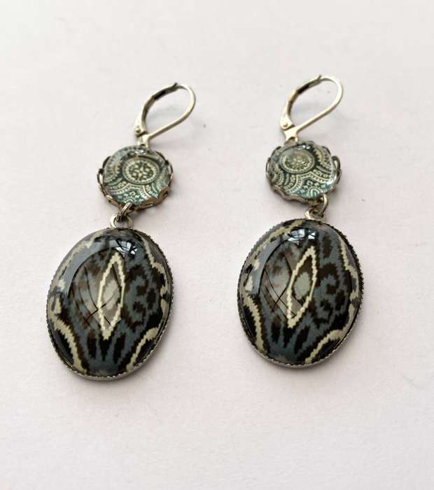 Earrings - Grey and White Colour Two Tier Drops. Oval and Circle Pendants. Silver Colour #ML1636