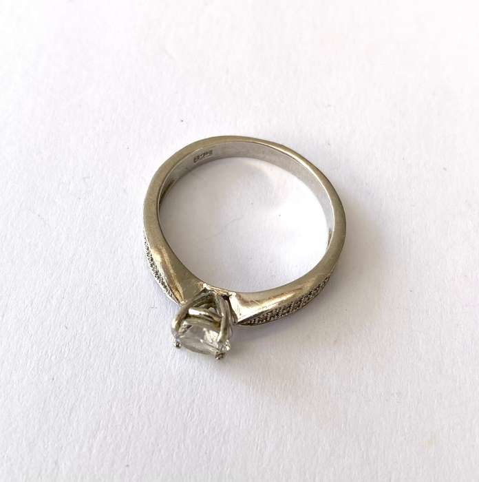 Ring - 925 Sterling Silver Band With Centre White Stone and Smaller White Stones on Either Side #...