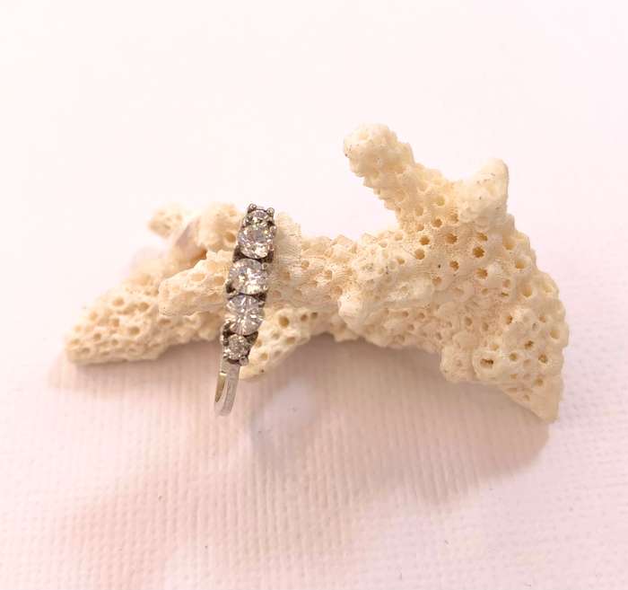 Ring - Band With Round Diamante Stones In Line. 925 Silver ML1052