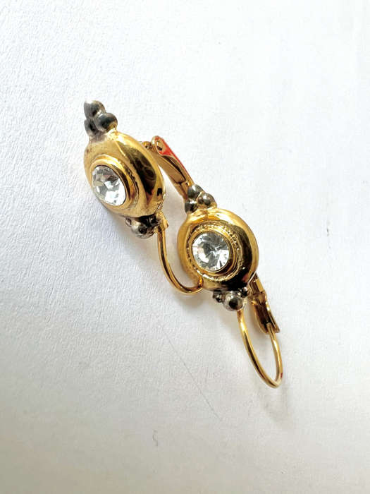 Earrings - For Pierced Ears. Drop earrings with Gold Circle with White Stone in Centre ML1813