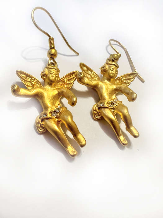Earrings - Drop Design. Cherub Angel. Gold Tone. Shiny Stones on Middle ML1828