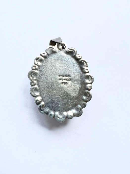 Pendant - Etched Border. Two Tone with Pop Out Oval Centre Piece. TM 142 Mexican 925 Silver ML1844