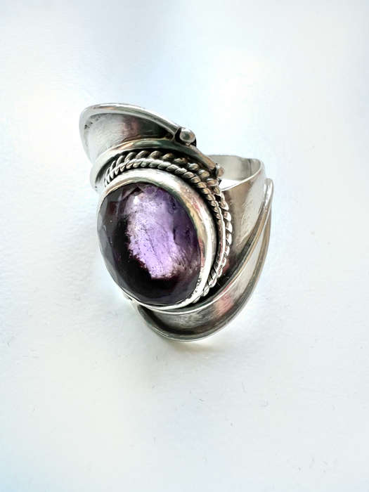 Ring - 925 Silver with Purple Centre Bead ML1899