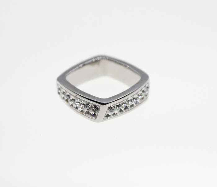 Ring - Fashion Silver Tone Rectangular Shape with Diamantes on a White base, Stamped Inori - ML2328