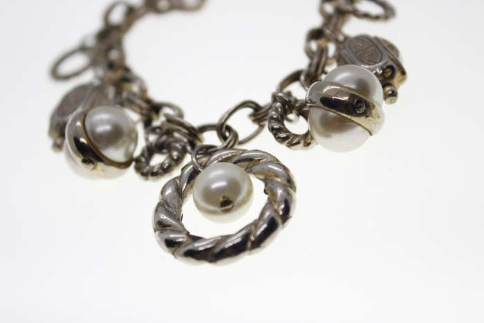 Bracelet - Vintage Silver tone Bracelet with Faux Pearls and Charms - ML2435
