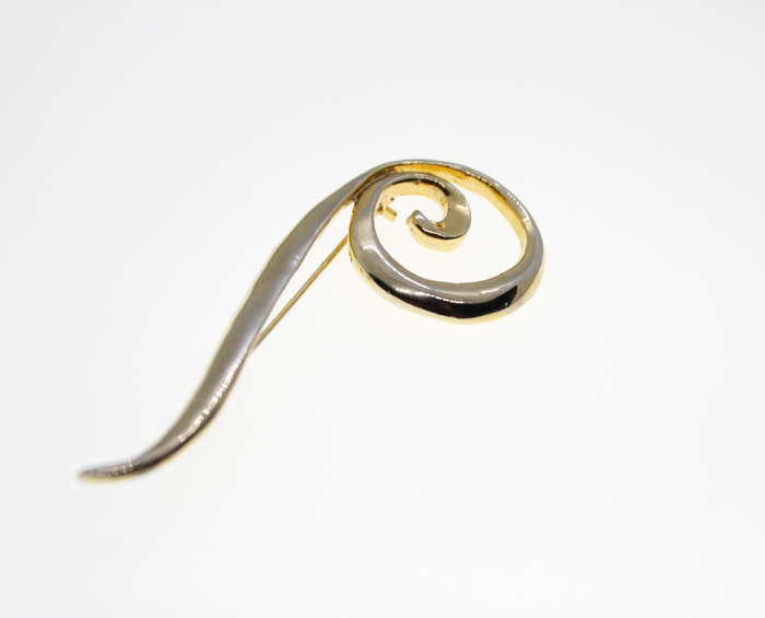 Brooch - Vintage Gold Tone Spiral Brooch - ML2436