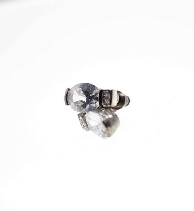 Earrings - Vintage Silver Tone for Pierced Ears Clear Oval Stone  with diamantes - ML2499