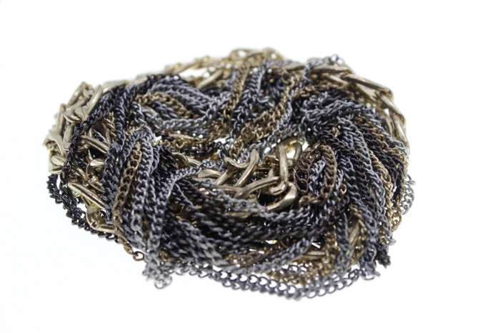 Necklace - Vintage 3 Tone Chain Necklace. Bronze, Gun Metal and Gold Tone - ML2561