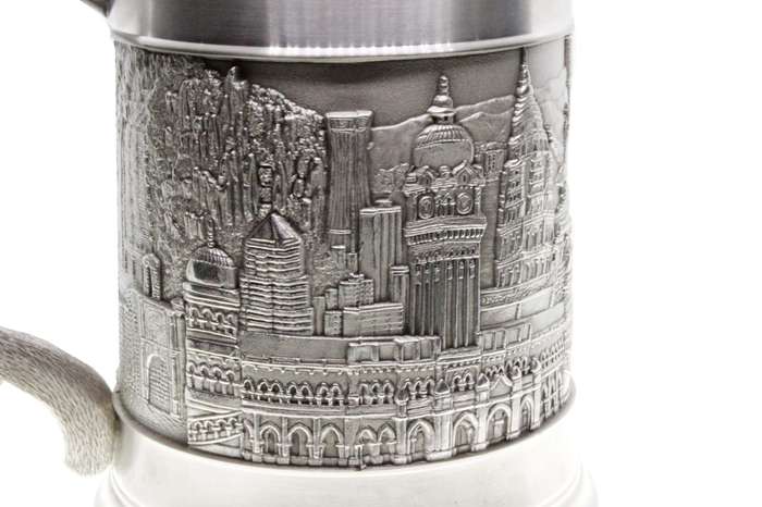 Tankard - Malaysian Pewter Tankard with Hornbill Handle, Stamped Royal Seeangor Pewter - ML2657