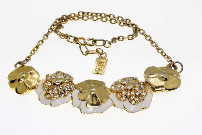 Necklace -  Gold Tone Pansy Style Choker. Diamante Centres with White Enamel - ML2671