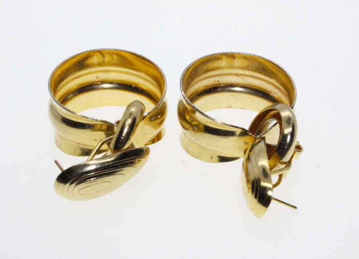 Earrings - Gold Tone Chunky Drop Hoop Style. For Pierced Ears - ML2680