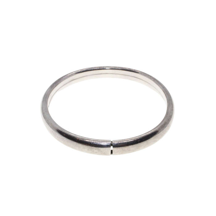 Bangle - Silver Tone  One Piece With Insert to close - ML2712