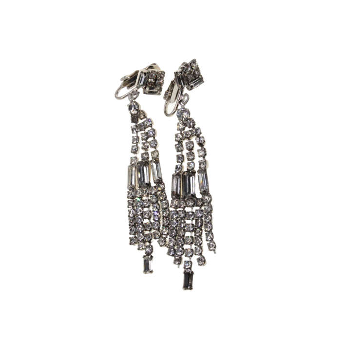 Earrings - Silver Tone Vintage Chandelier Style Diamante Clip on Earrings - ML2802