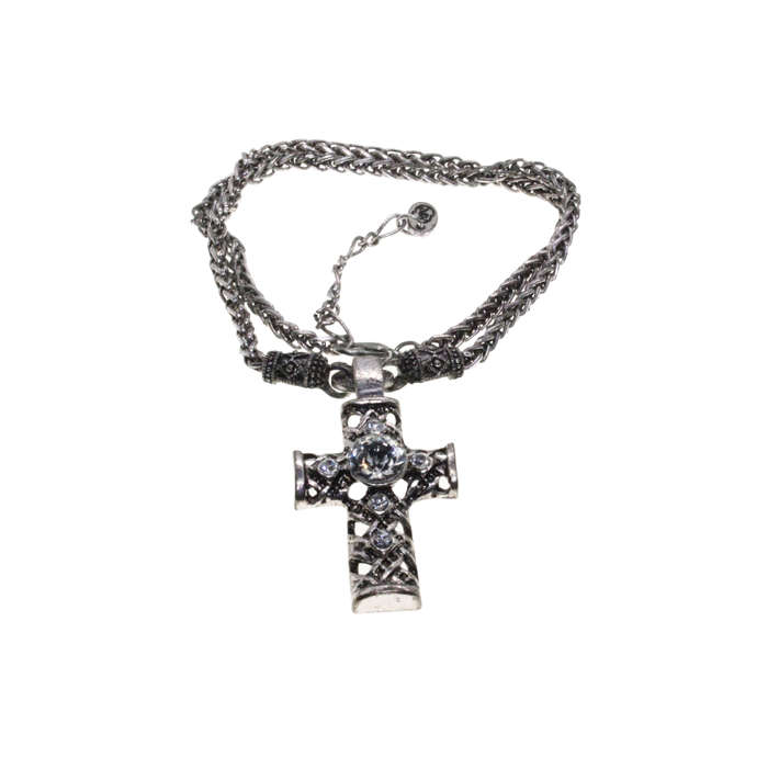 Necklace - Silver Tone Ornate Cross Pendant. Large Centre Clear Stone & Diamantes. Chain - ML2806