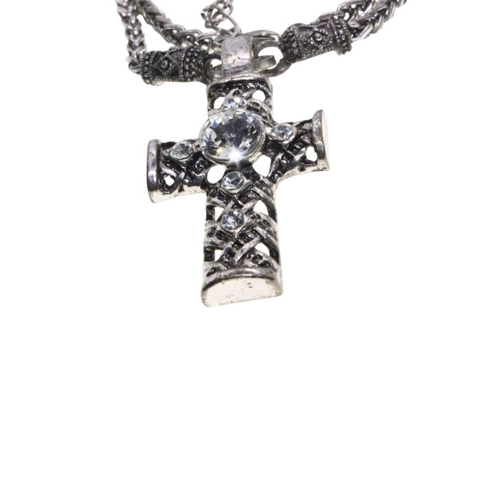 Necklace - Silver Tone Ornate Cross Pendant. Large Centre Clear Stone & Diamantes. Chain - ML2806
