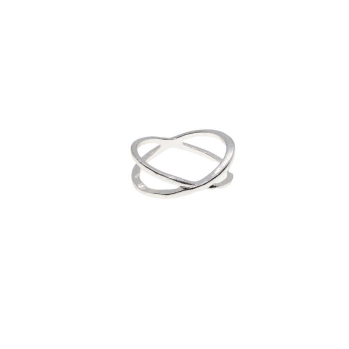 Ring - Silver Tone Criss Cross Ring - ML2937