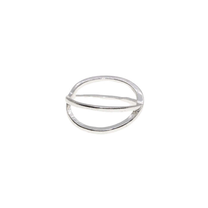 Ring - Silver Tone Criss Cross Ring - ML2937