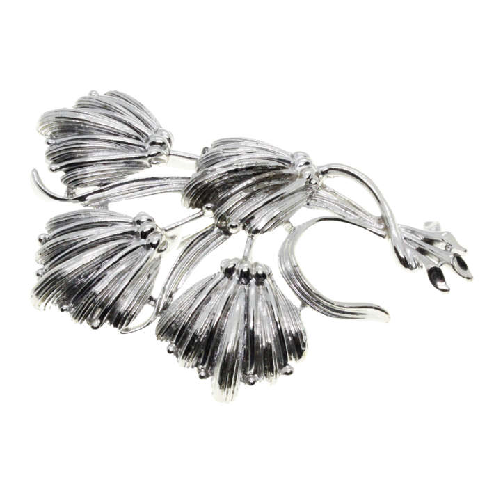 Brooch - Silver Tone Shiny Whinsical Floral Bouquet - ML3022
