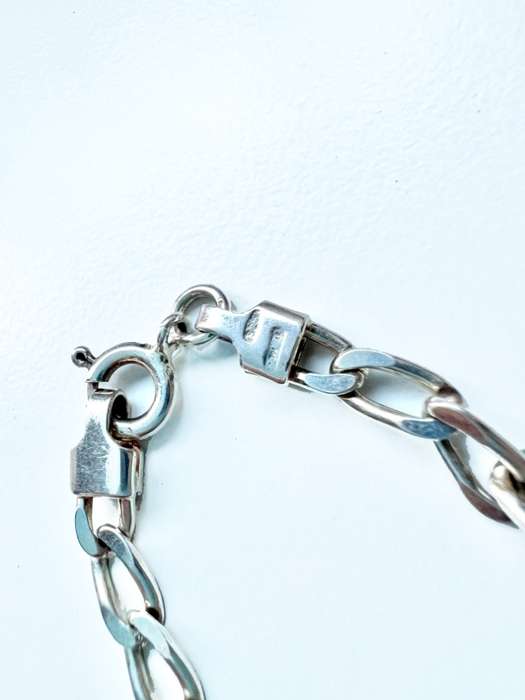 Bracelet - Vintage 925 Silver ID Bracelet. Linked Chain ML2022